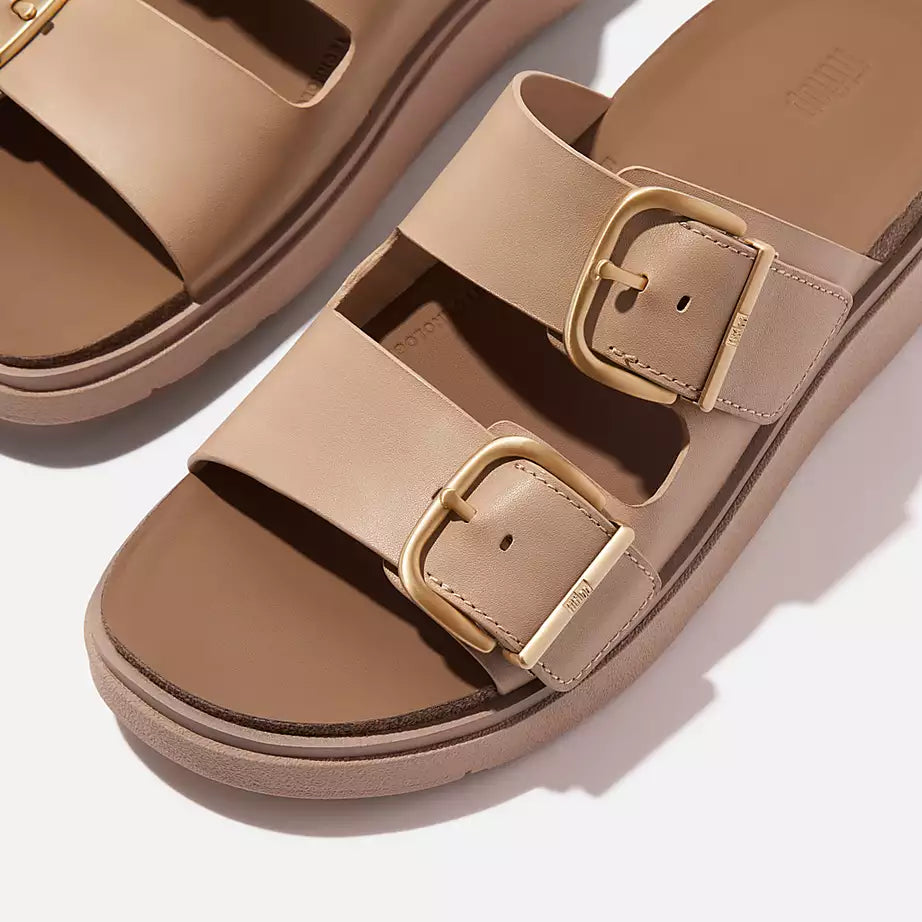 FITFLOP | SANDALIAS | MUJER | GEN FF BUCKLE TWO BAR LEATHER SLIDES CLASSIC BEIGE | BEIGE