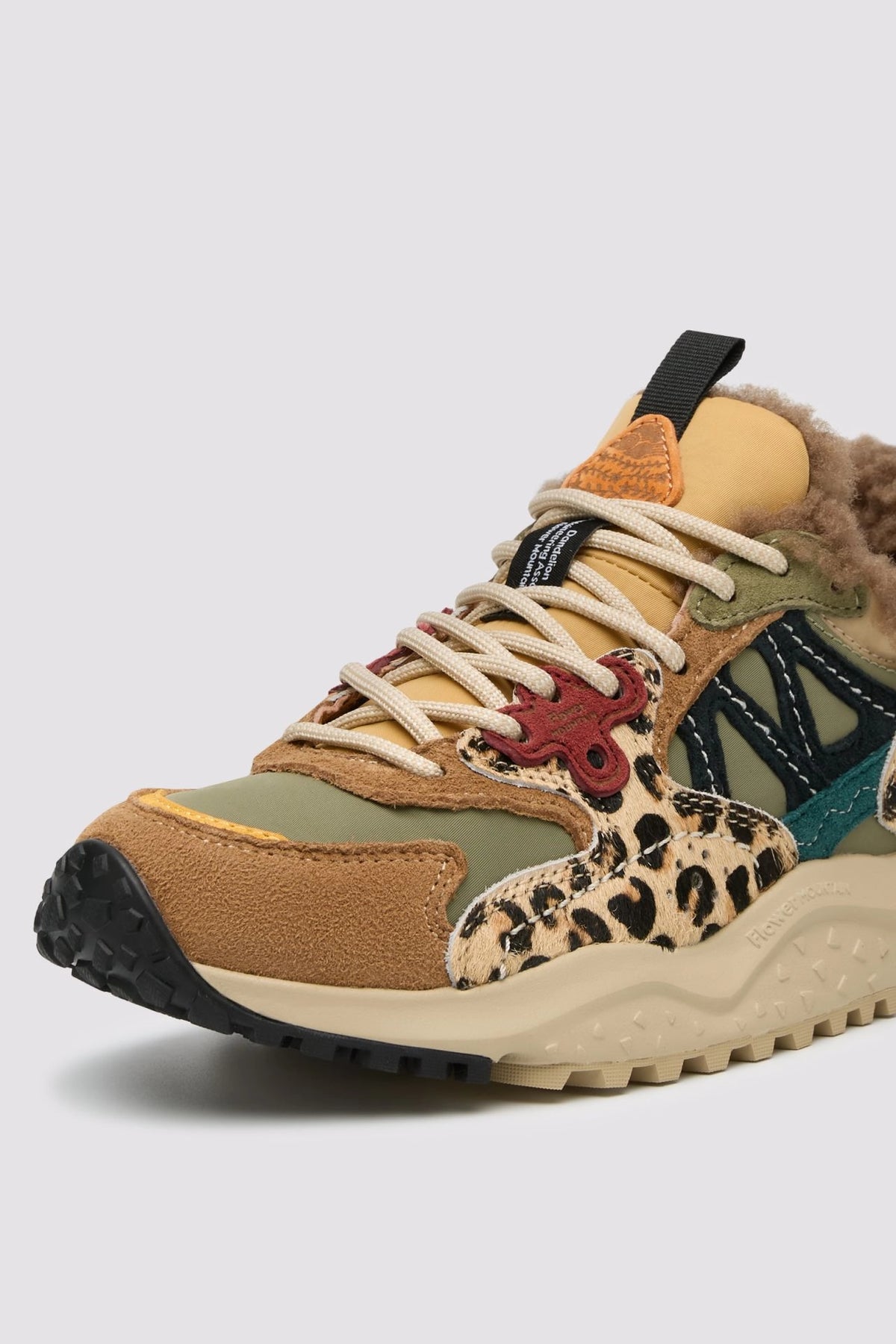 FLOWER MOUNTAIN Solin Woman Suede/nylon Brown-military-black-pony: multicolor baskets pour femme