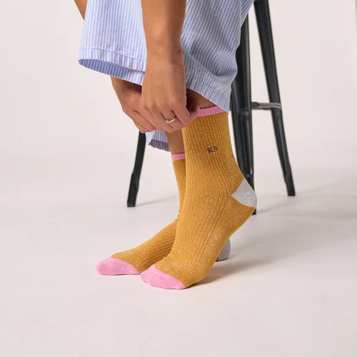 BILLYBELT Combed Mustard: amarillo sokker til kvinder