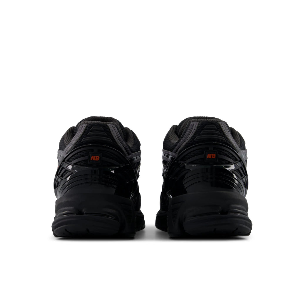 NEW BALANCE 1906 Black: чорний кросівки для чоловіків