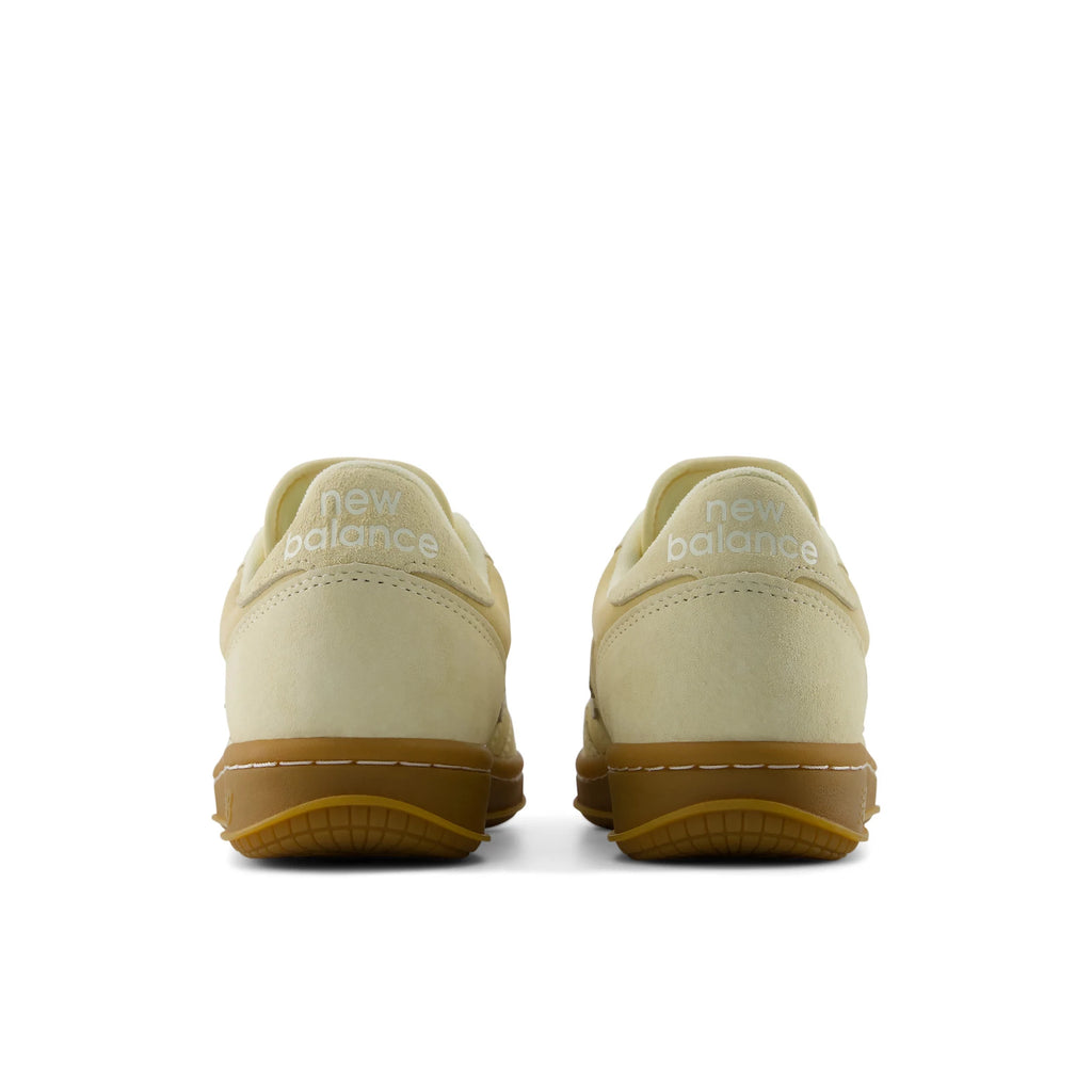 NEW BALANCE 500 Calcium: ベージュ スニーカー レディース
