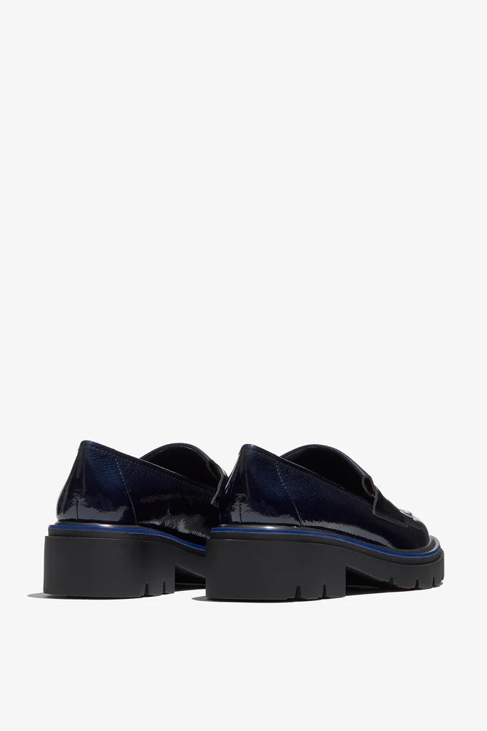 REGARDE LE CIEL Ginevra Naplak Black: zwart loafers voor dames