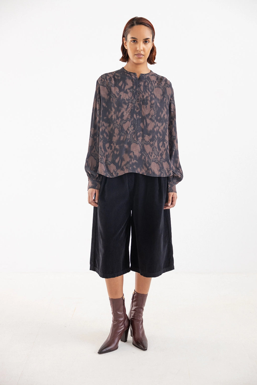 PROJECT AJ117 HIGO DK22-263 Black: nero pantaloni da donna