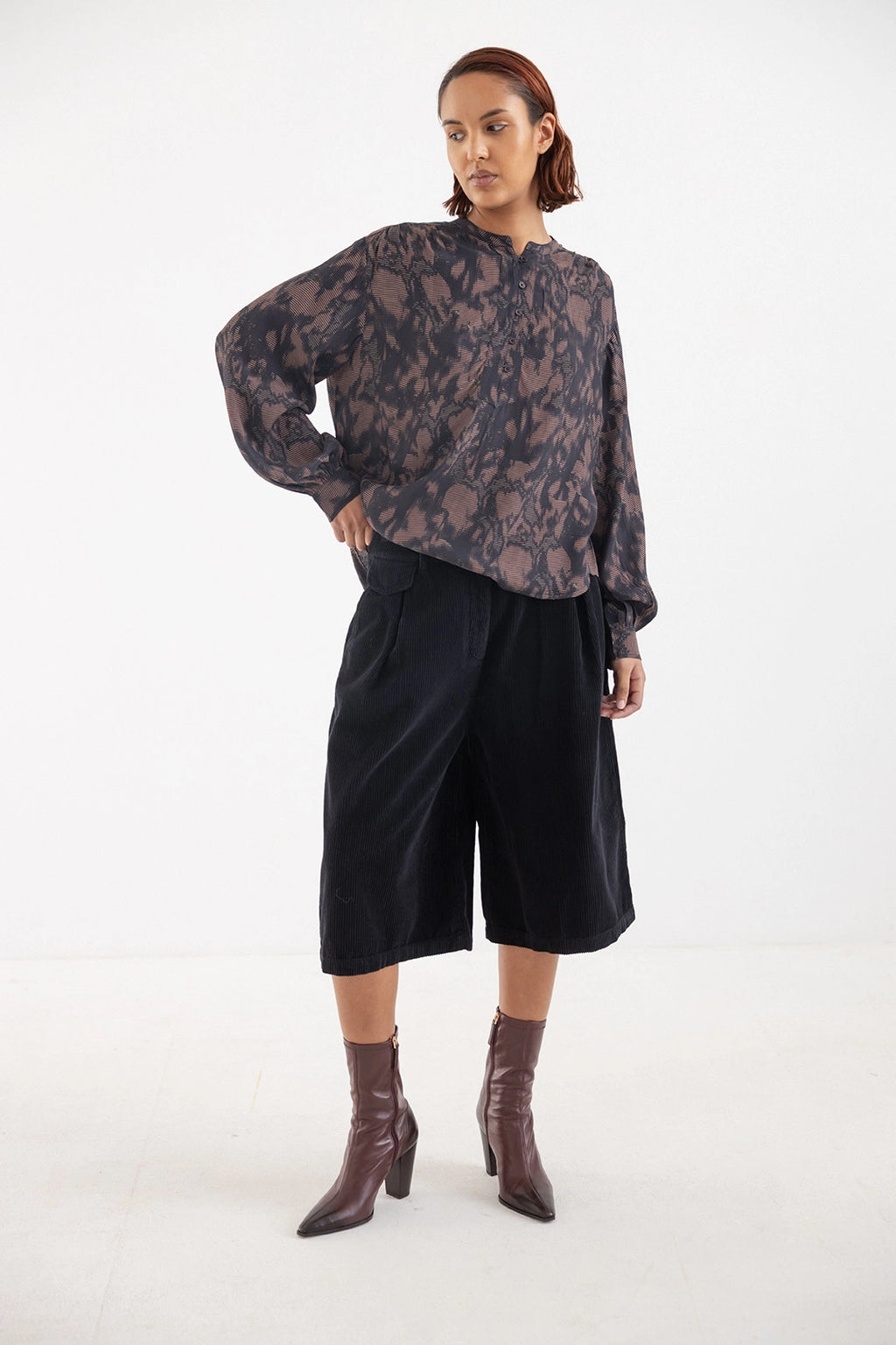 PROJECT AJ117 HIGO DK22-263 Black: nero pantaloni da donna
