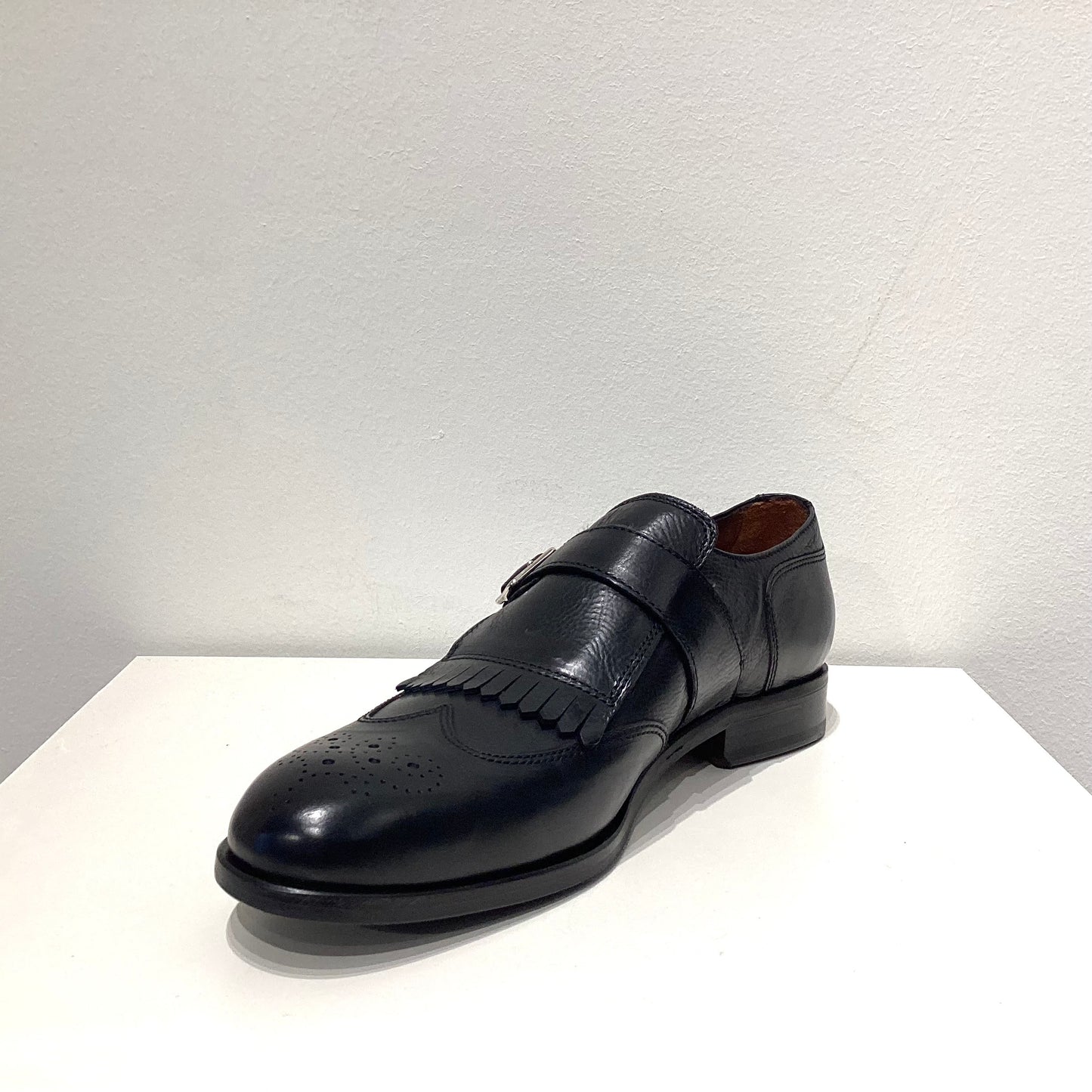 LOTTUSSE | MEN'S DRESS SHOES | LUTTON BUCKLE SHOES BLACK COWHIDE | BLACK