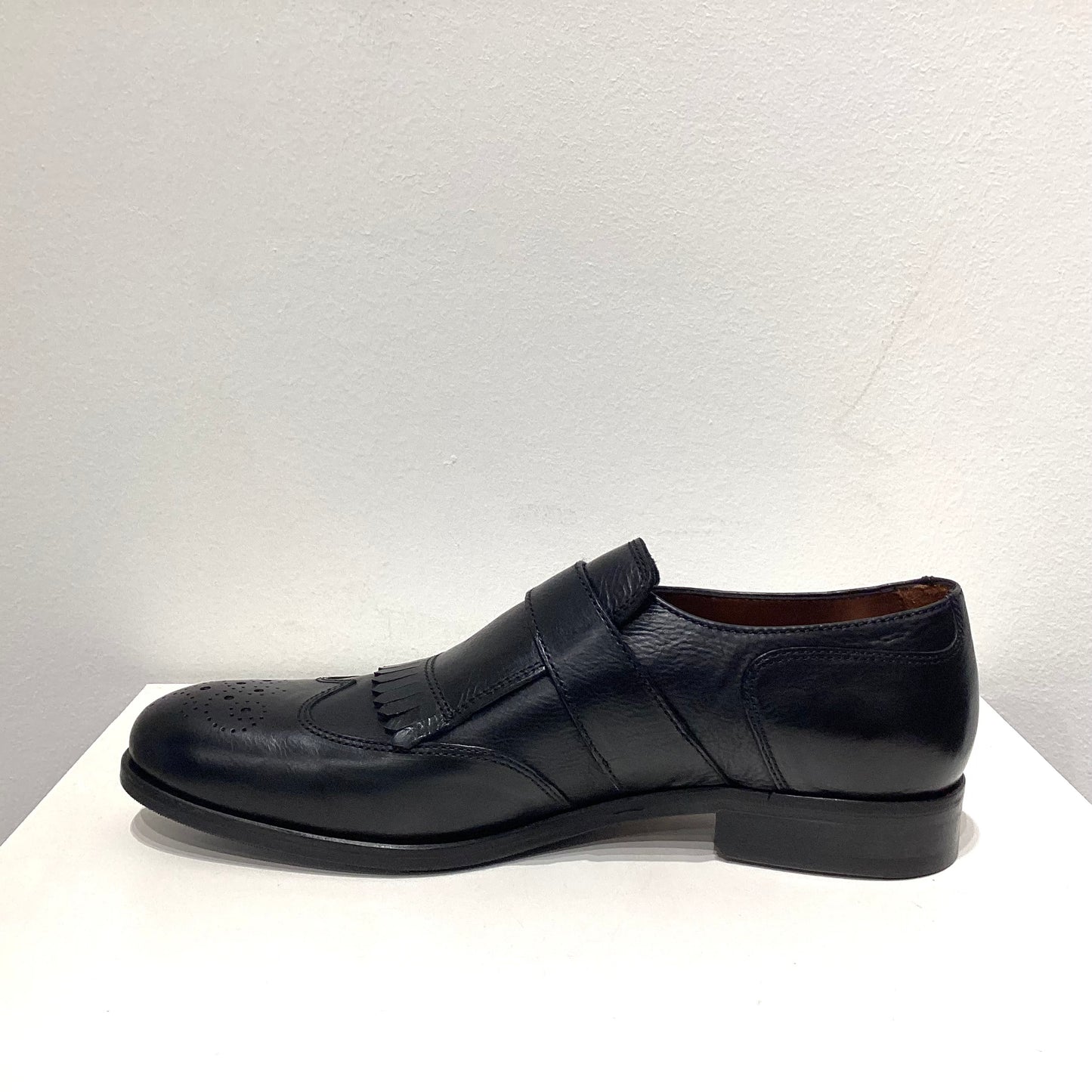 LOTTUSSE | MEN'S DRESS SHOES | LUTTON BUCKLE SHOES BLACK COWHIDE | BLACK