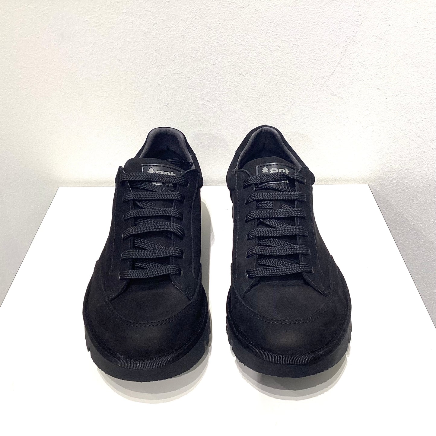 ART | SABATES CASUAL HOME | 1595 NOBUCK BLACK/ONTARIO BLACK | NEGRE