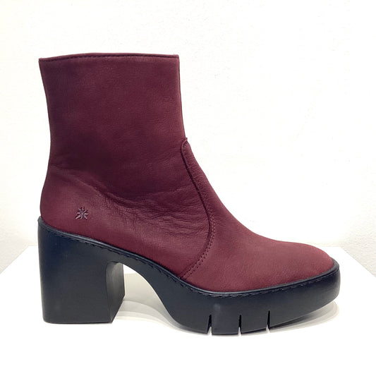 ART | WOMEN'S BOOTS | 1656 BURGUNDY/SOFIA NUBUCK | RED