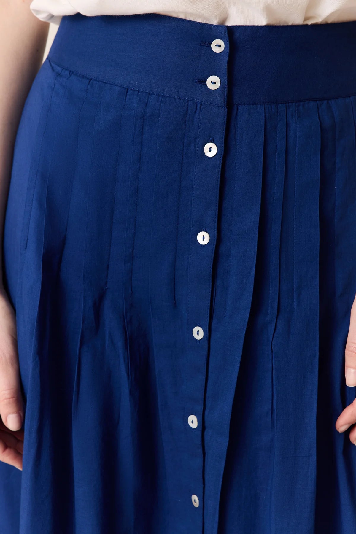 LEON & HARPER | FALDAS | MUJER | JONI TC160 PLN BLUE | AZUL