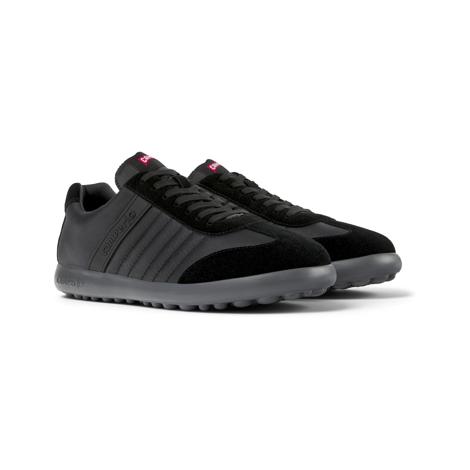 sneakers para hombre modelo pelotas xlf black en color negro