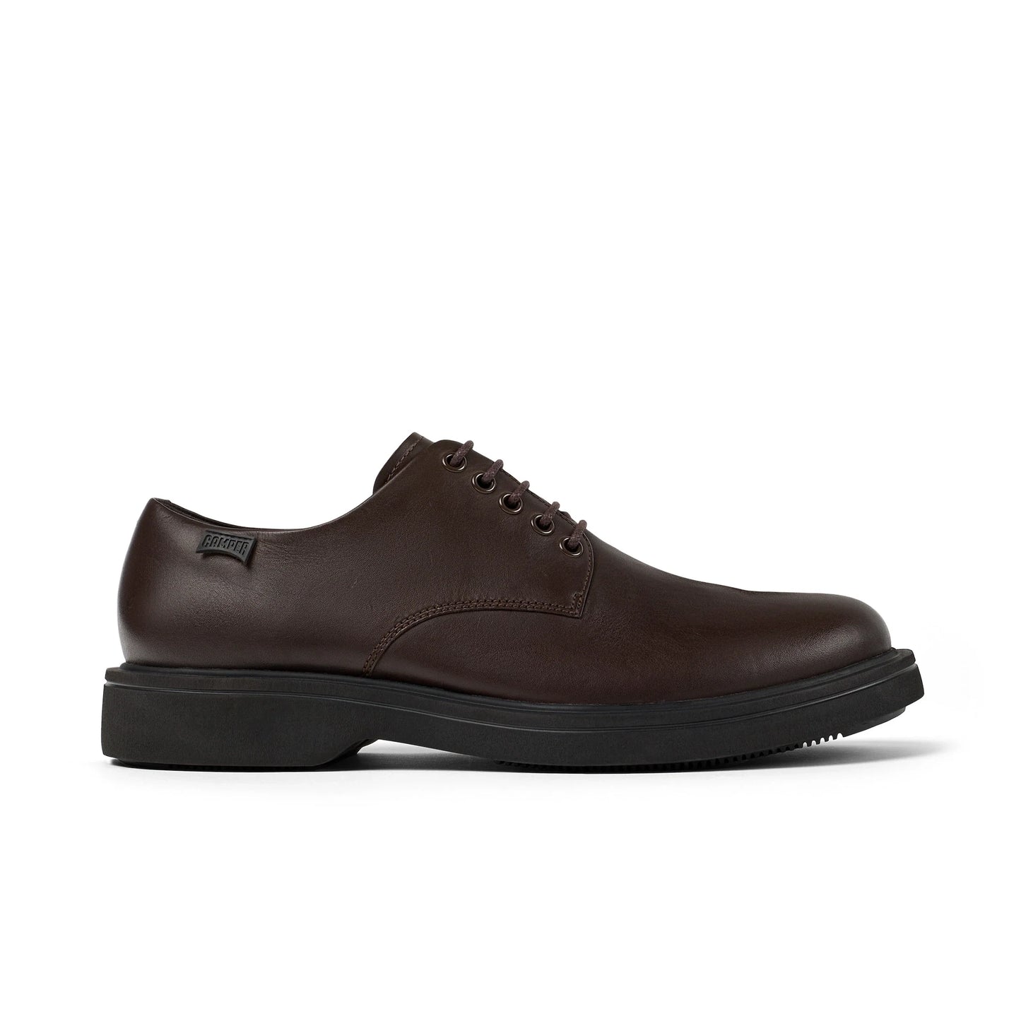 zapatos casual para hombre modelo norman dark brown en color marrón