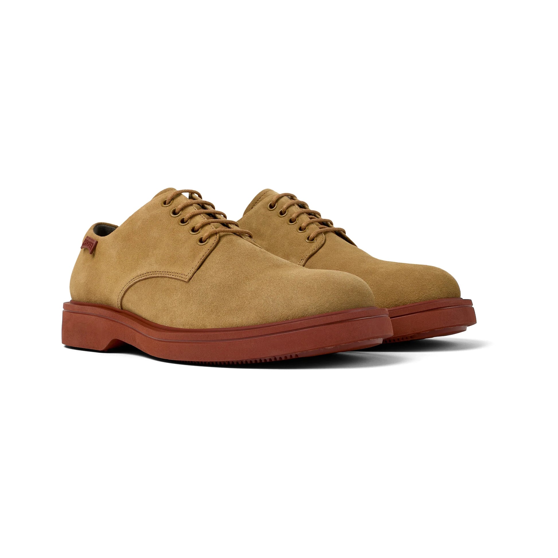 zapatos casual para hombre modelo norman medium brown en color marrón