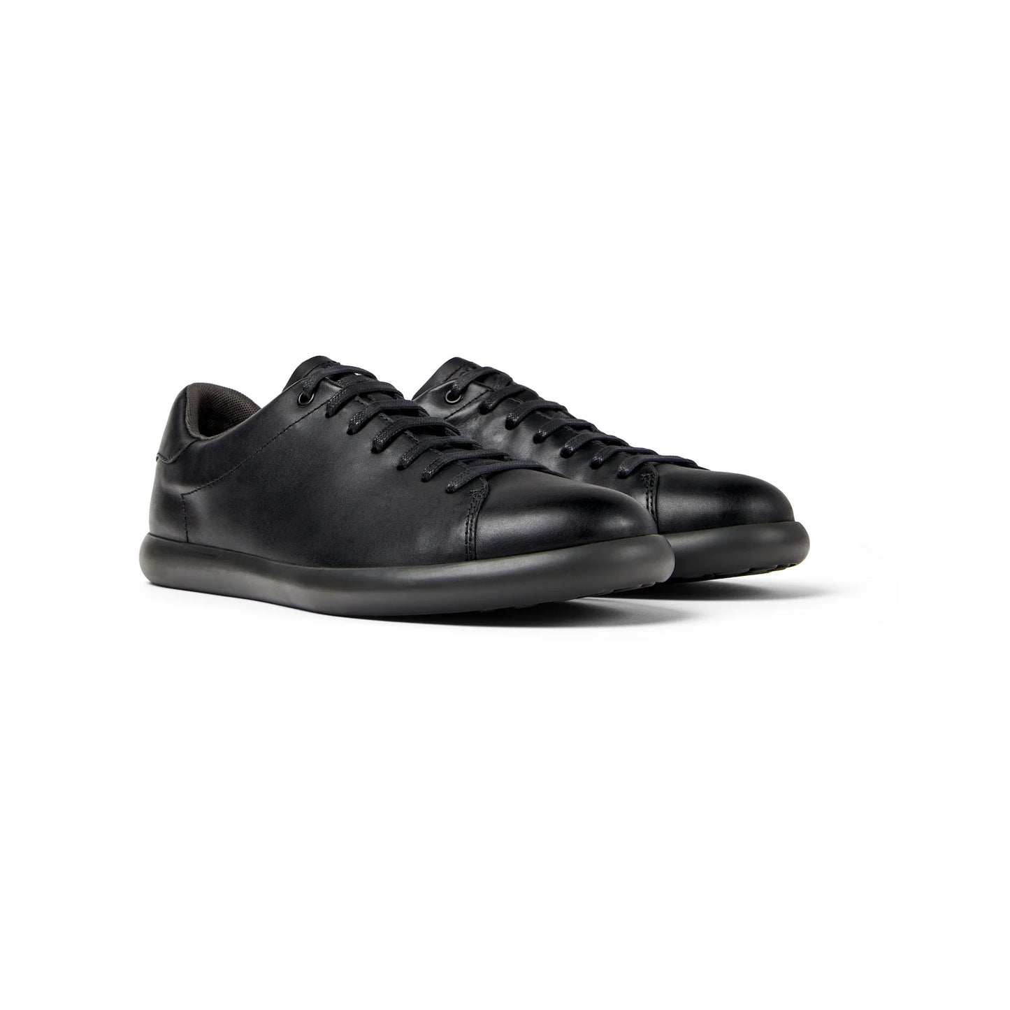 zapatos casual para hombre modelo pelotas soller black en color negro