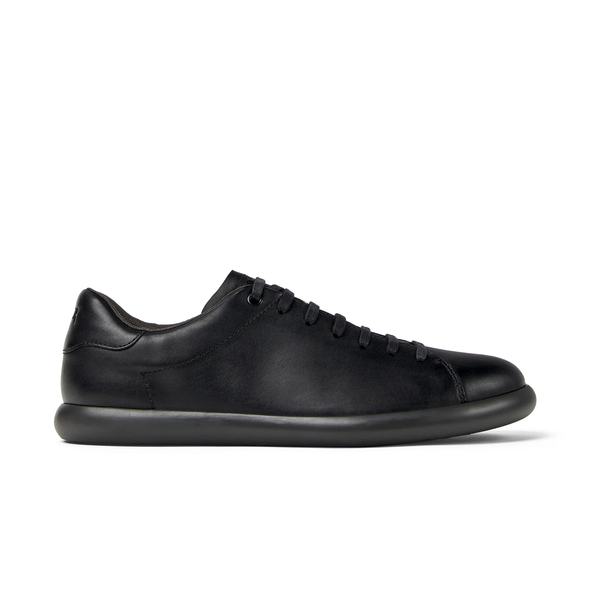 zapatos casual para hombre modelo pelotas soller black en color negro