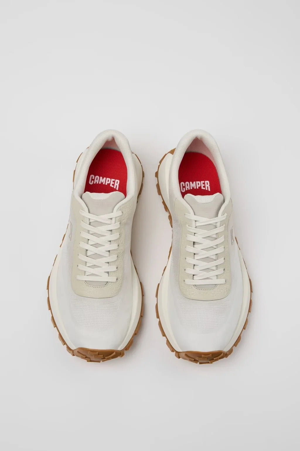 ZAPATOS CAMPER REFERENCIA K101084-001 IMAGEN PERSPECTIVA