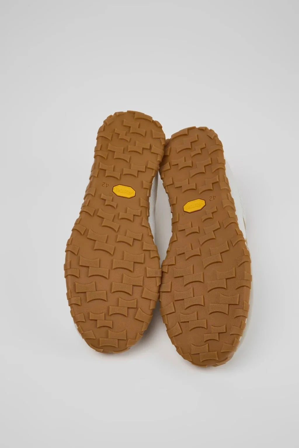 ZAPATOS CAMPER REFERENCIA K101098-001 IMAGEN SUELA