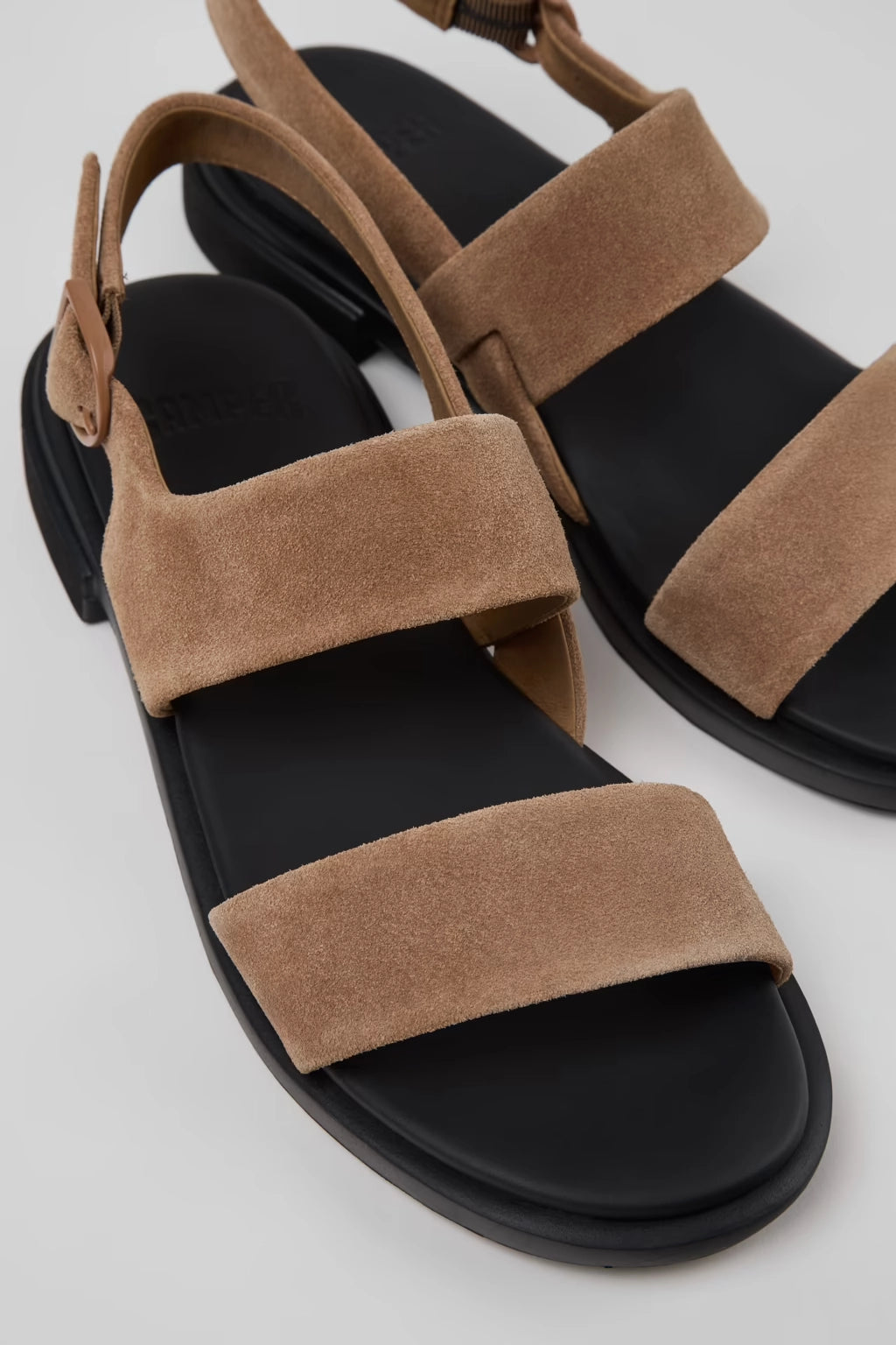 CAMPER | SANDALIAS | MUJER | PELLO AREA EDA NEGRO | MARRÓN