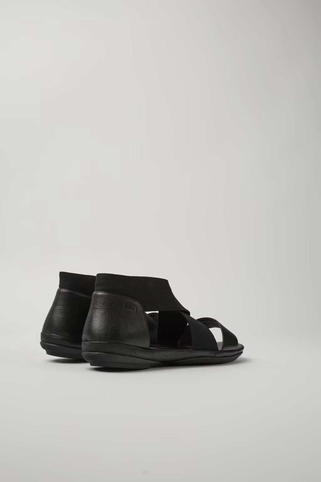 CAMPER Right NINA: neutro صنادل للنساء