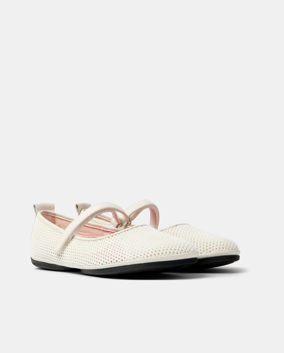 CAMPER Right Nina, wit ballerina’s voor dames bij Tascón