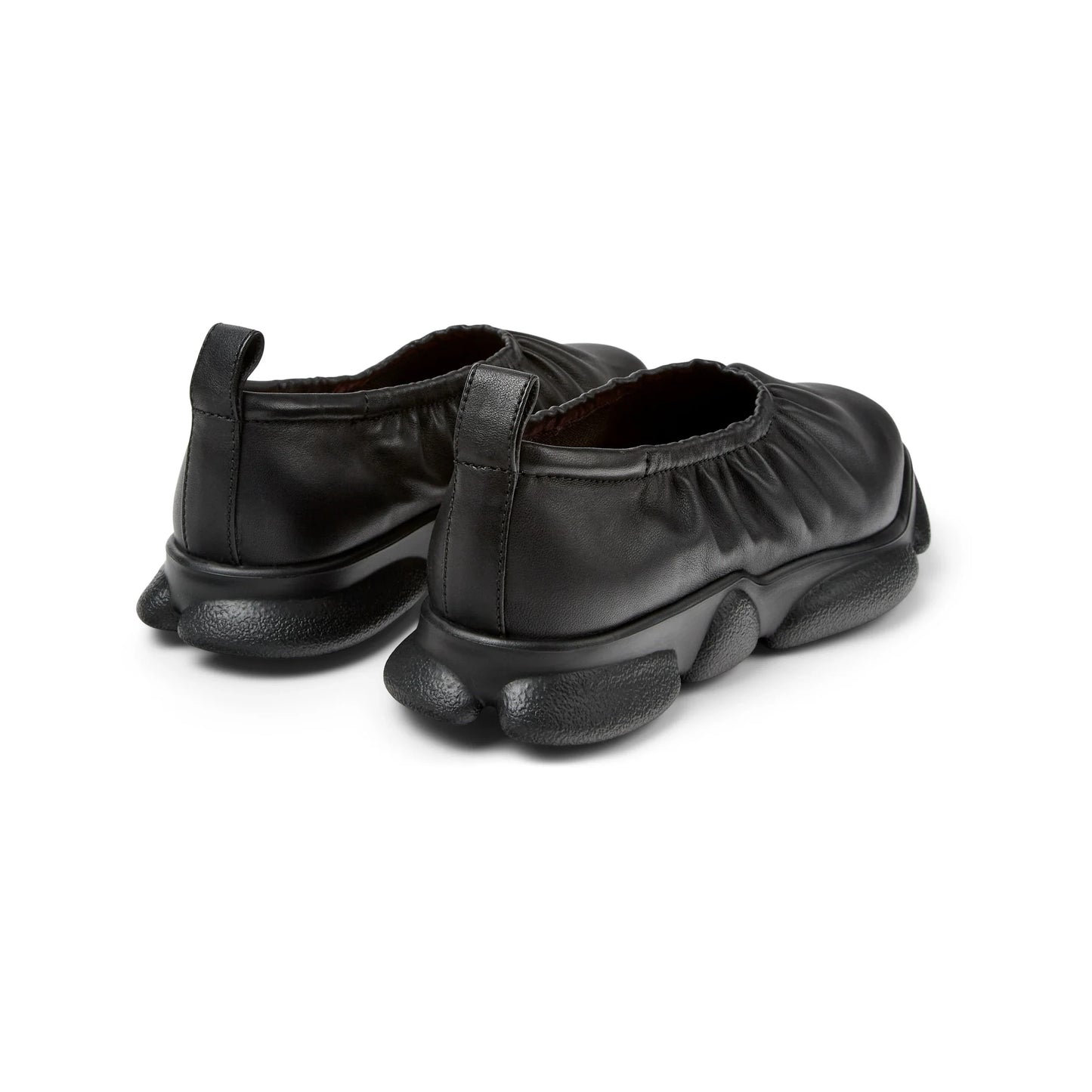 mocasines para mujer modelo karst black en color negro