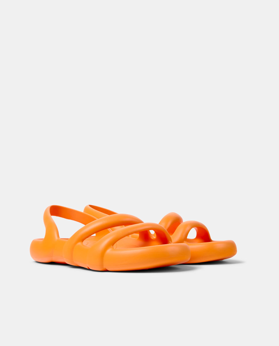 CAMPER Kobarah Flat Amarillo, sandali neutro da donna da Tascón