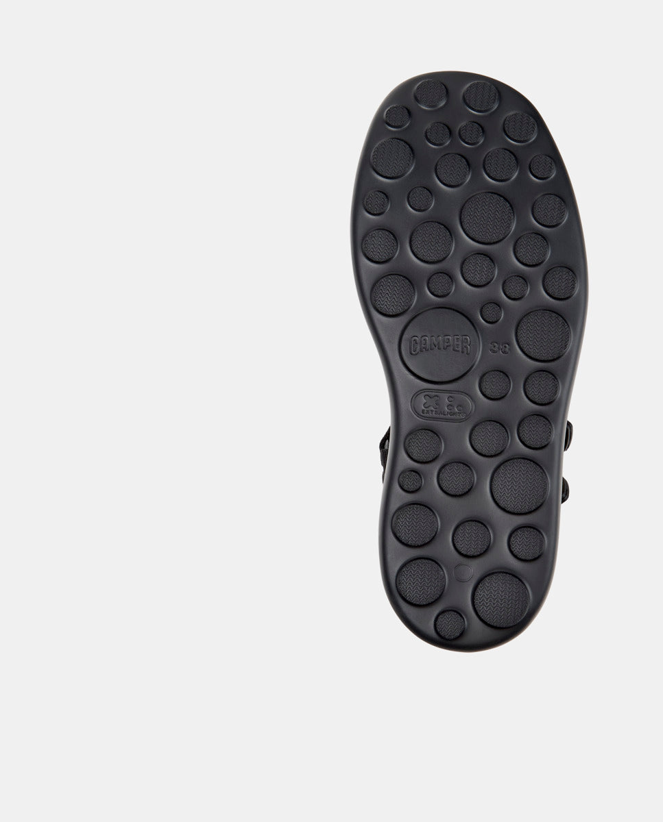 CAMPER Pelotas Flota Up, черный сандалии для женщин в Tascón
