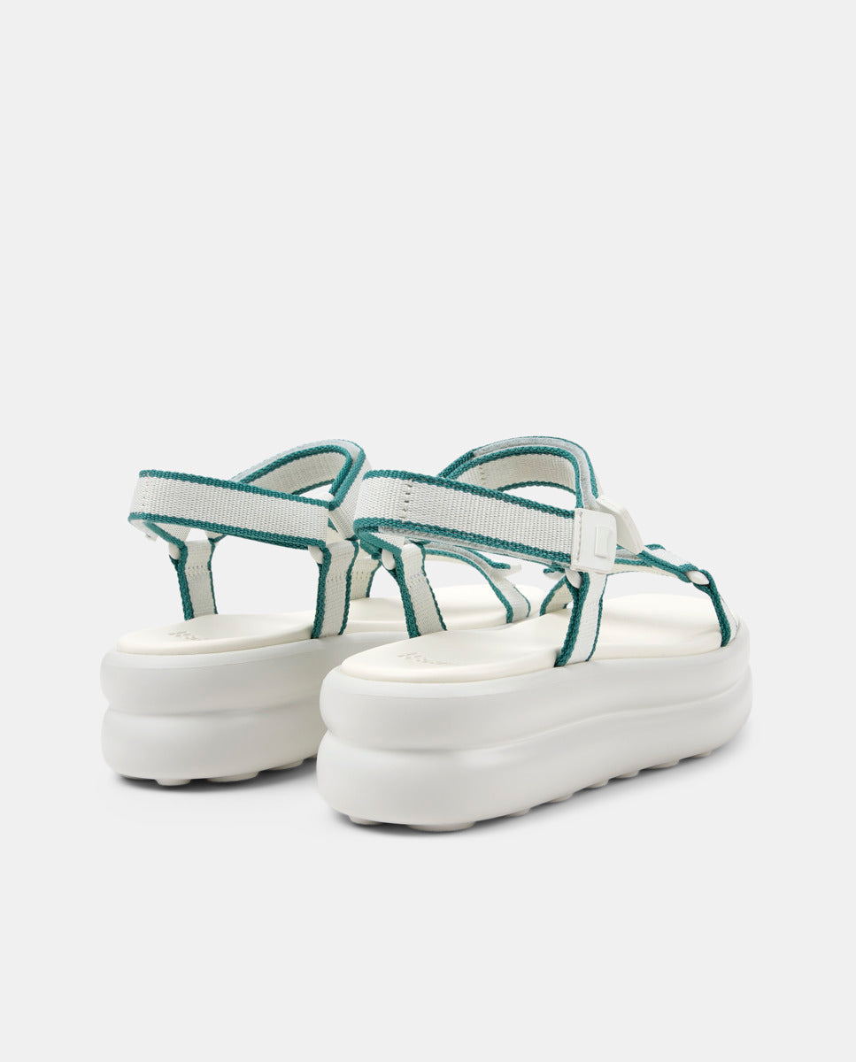 CAMPER Pelotas Flota Up, vit sandaler för dam hos Tascón