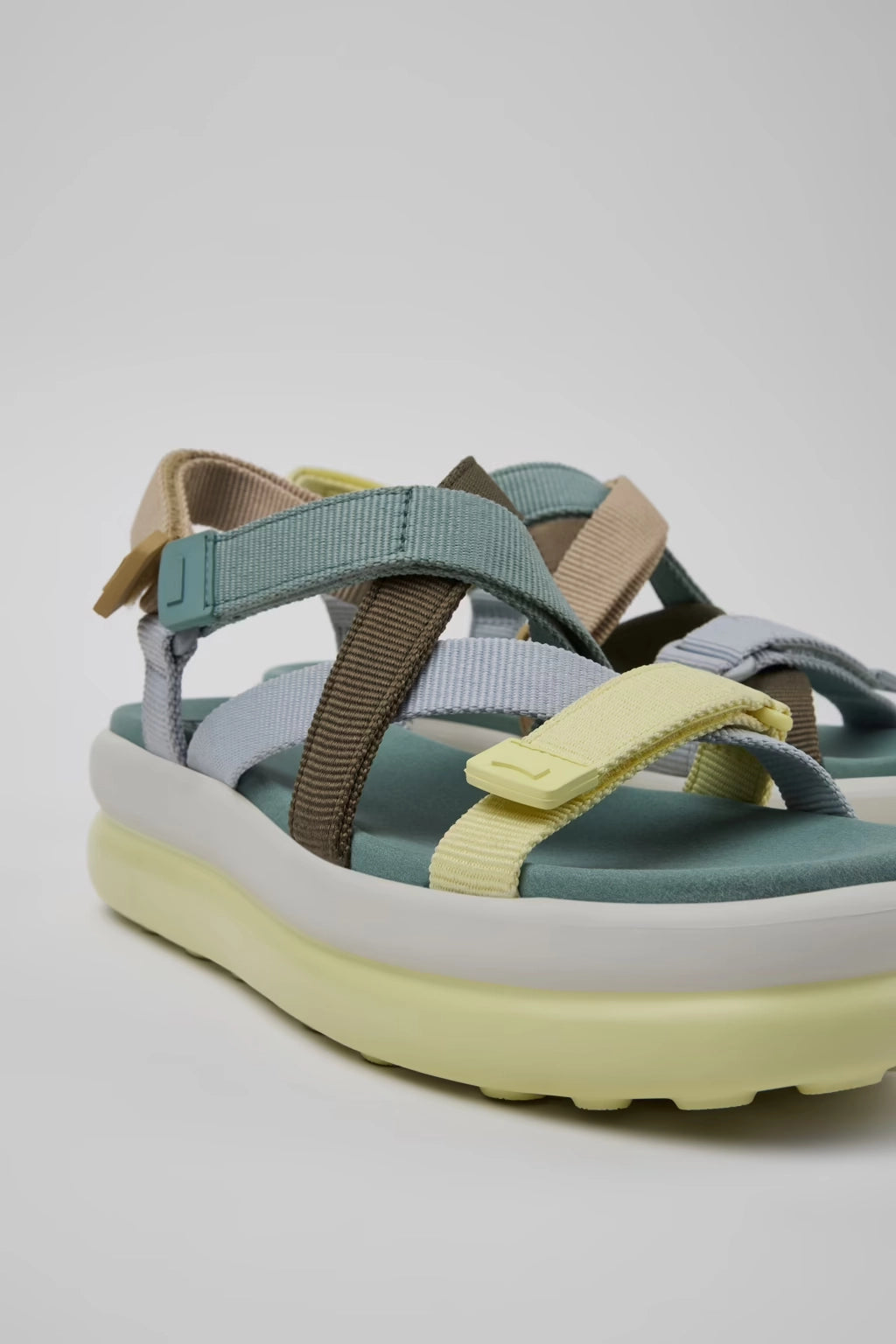 CAMPER Pelotas Flota UP: neutro sandalen voor dames