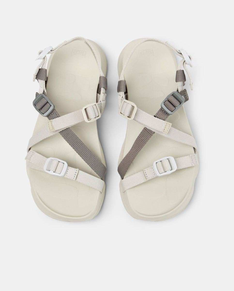 CAMPER Karst Sandal، صنادل رمادي للنساء من Tascón