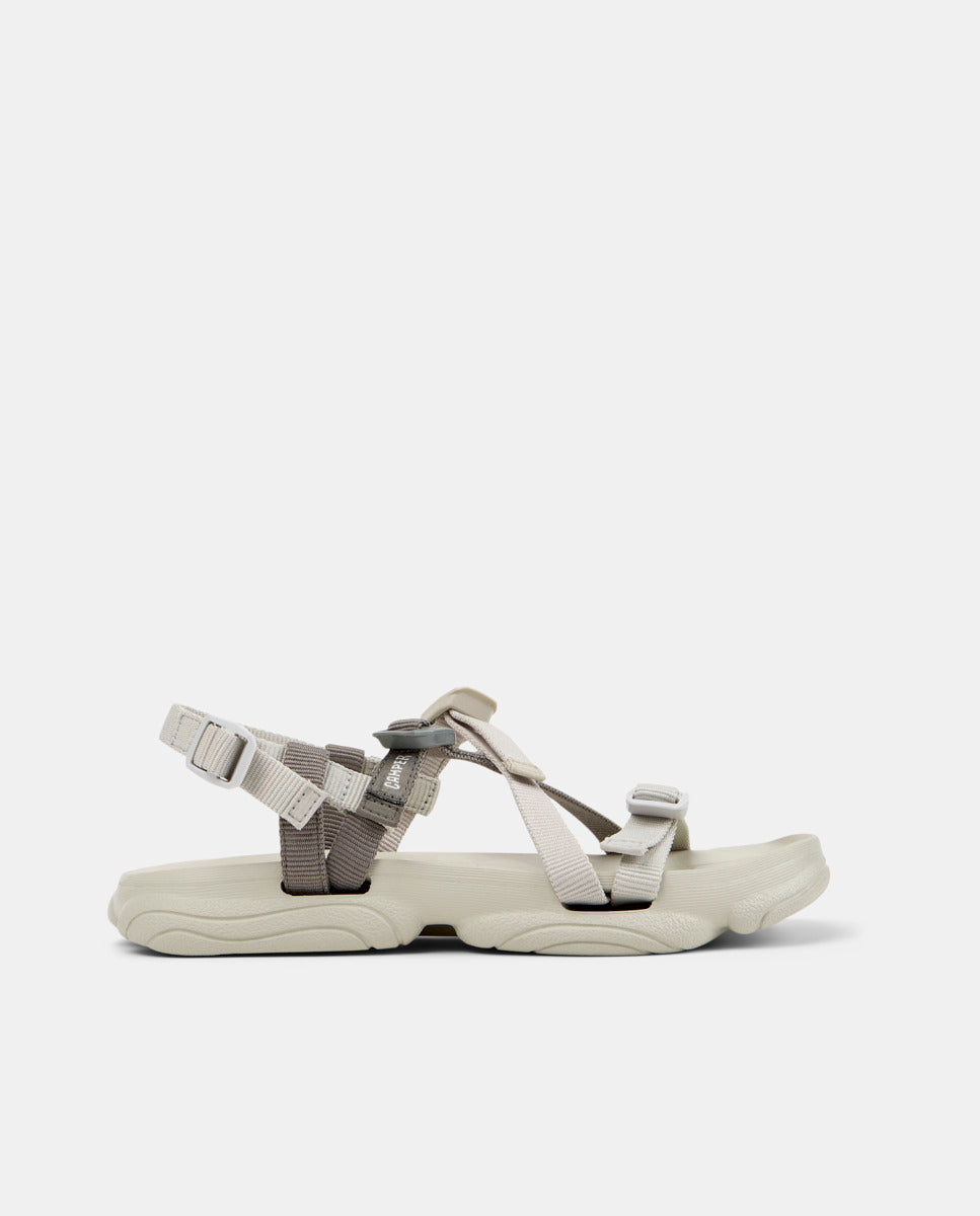 CAMPER Karst Sandal، صنادل رمادي للنساء من Tascón