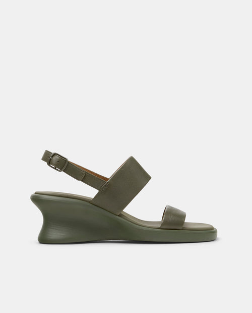 CAMPER Louise Sandal، صنادل أخضر للنساء من Tascón