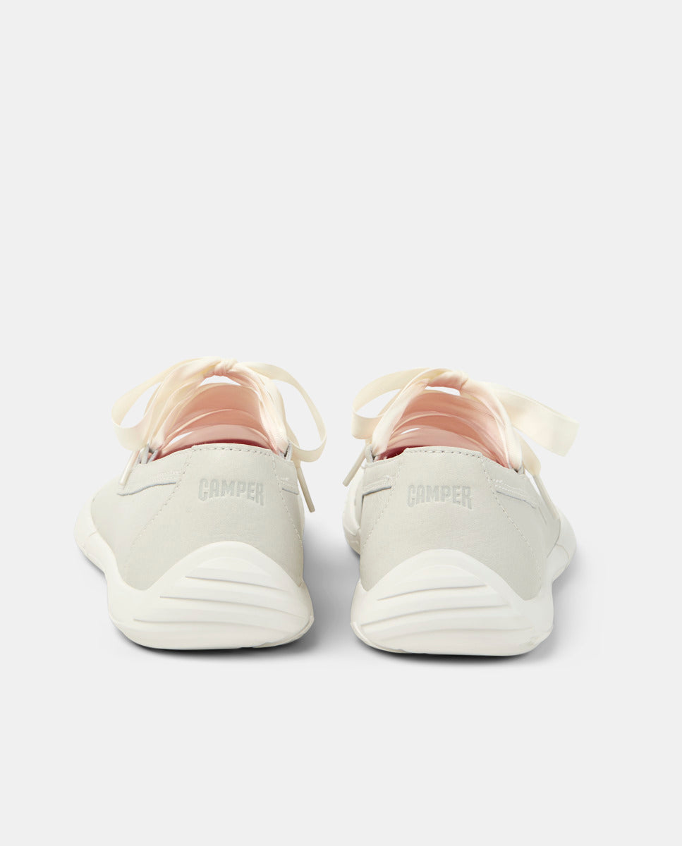 Bailarinas Camper Peu path+ Blanco para Mujer referencia K201921-001