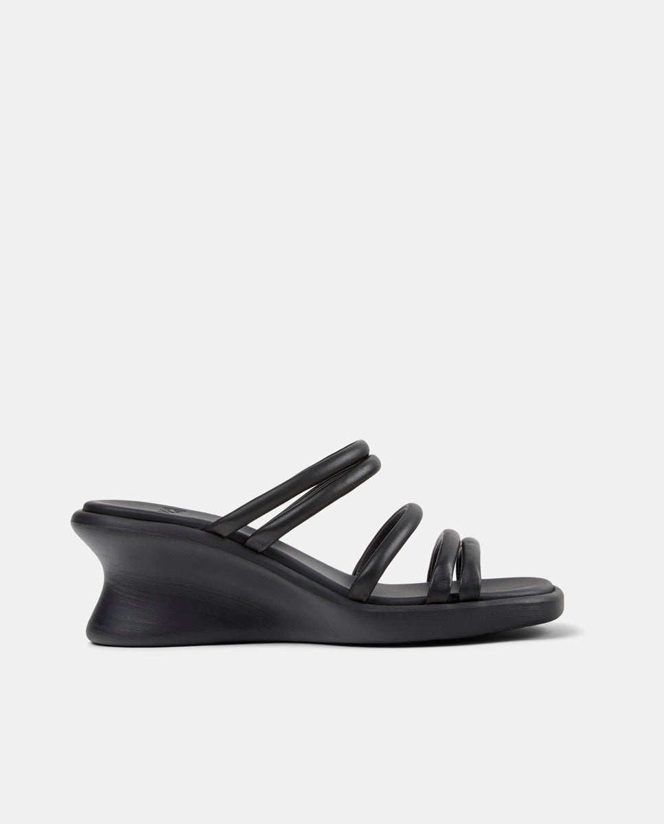 CAMPER Louise Sandal, svart sandaler för dam hos Tascón
