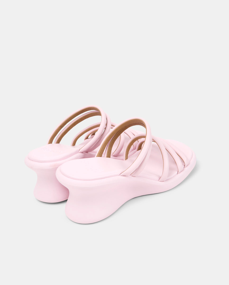 CAMPER Louise Sandal، صنادل بيج للنساء من Tascón