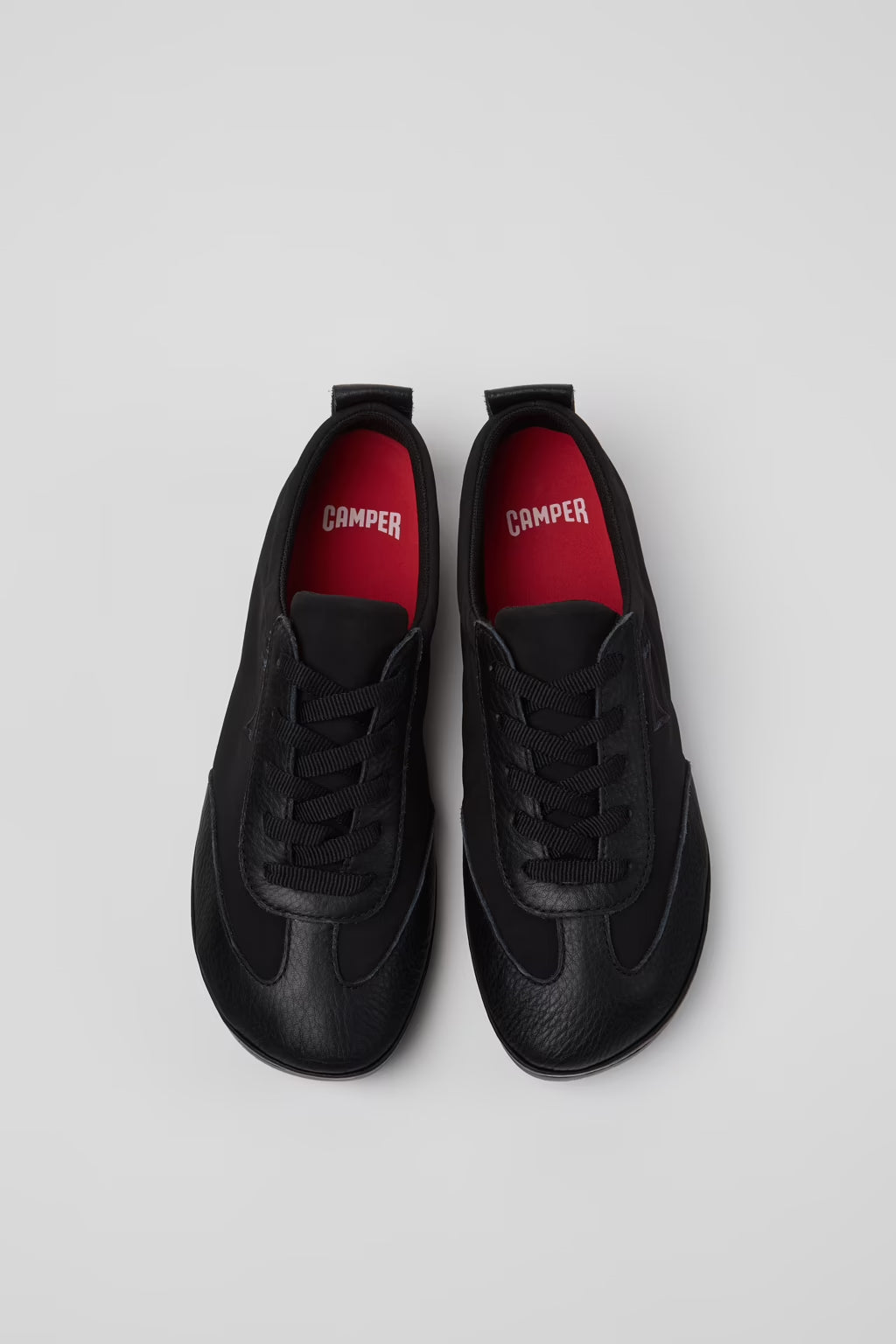 CAMPER ISLA RY Black: أسود سنيكرز للنساء