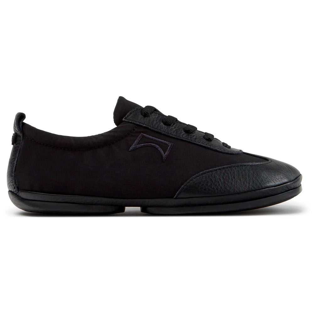 CAMPER ISLA RY Black: أسود سنيكرز للنساء