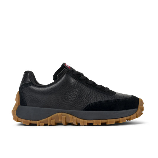 sneakers unisex modelo drift trail kids black en color negro