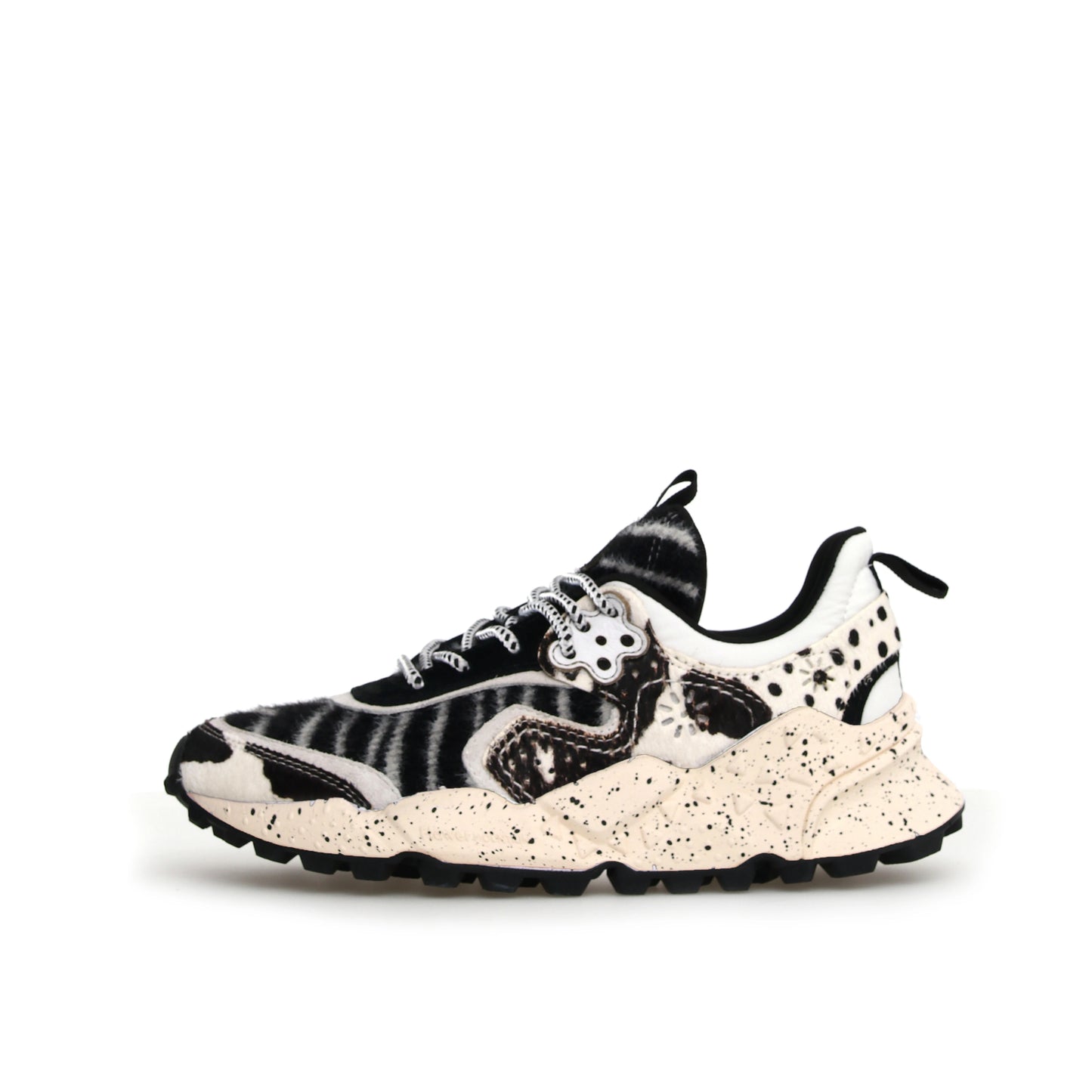 FLOWER MOUNTAIN | SNEAKERS MUJER | KOTETSU WOMAN SUEDE/PONY HAIR/FLYING KNITTING WHITE-BLACK | BLANCO