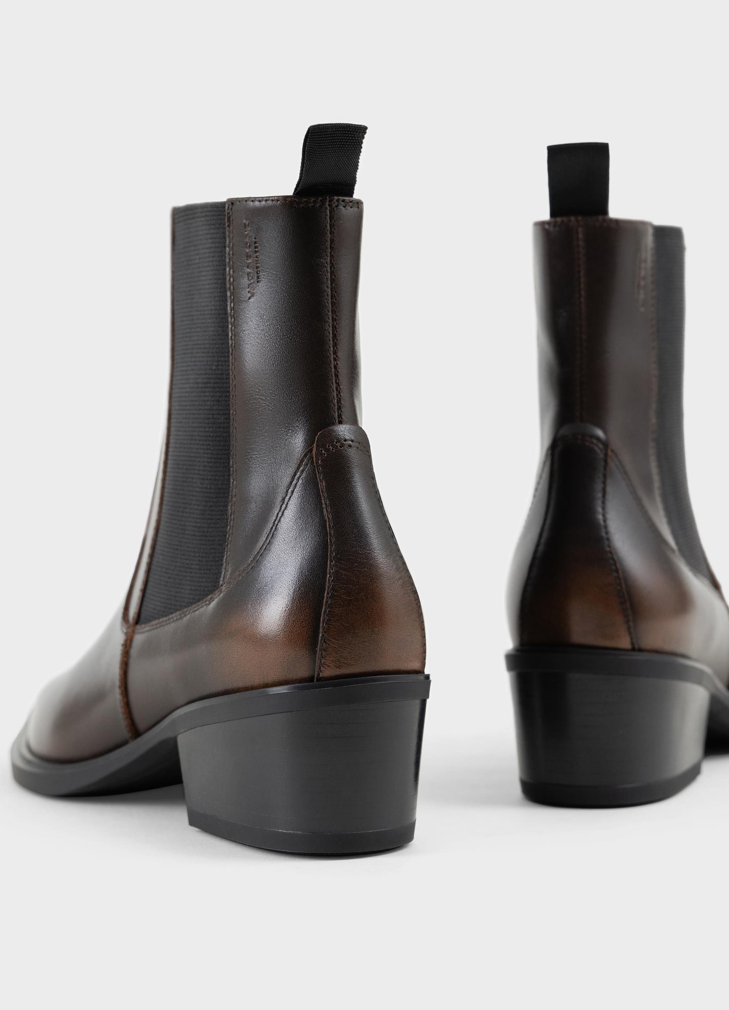 VAGABOND | WOMEN'S CHELSEA BOOTS | KELSEY BROWN | BROWN