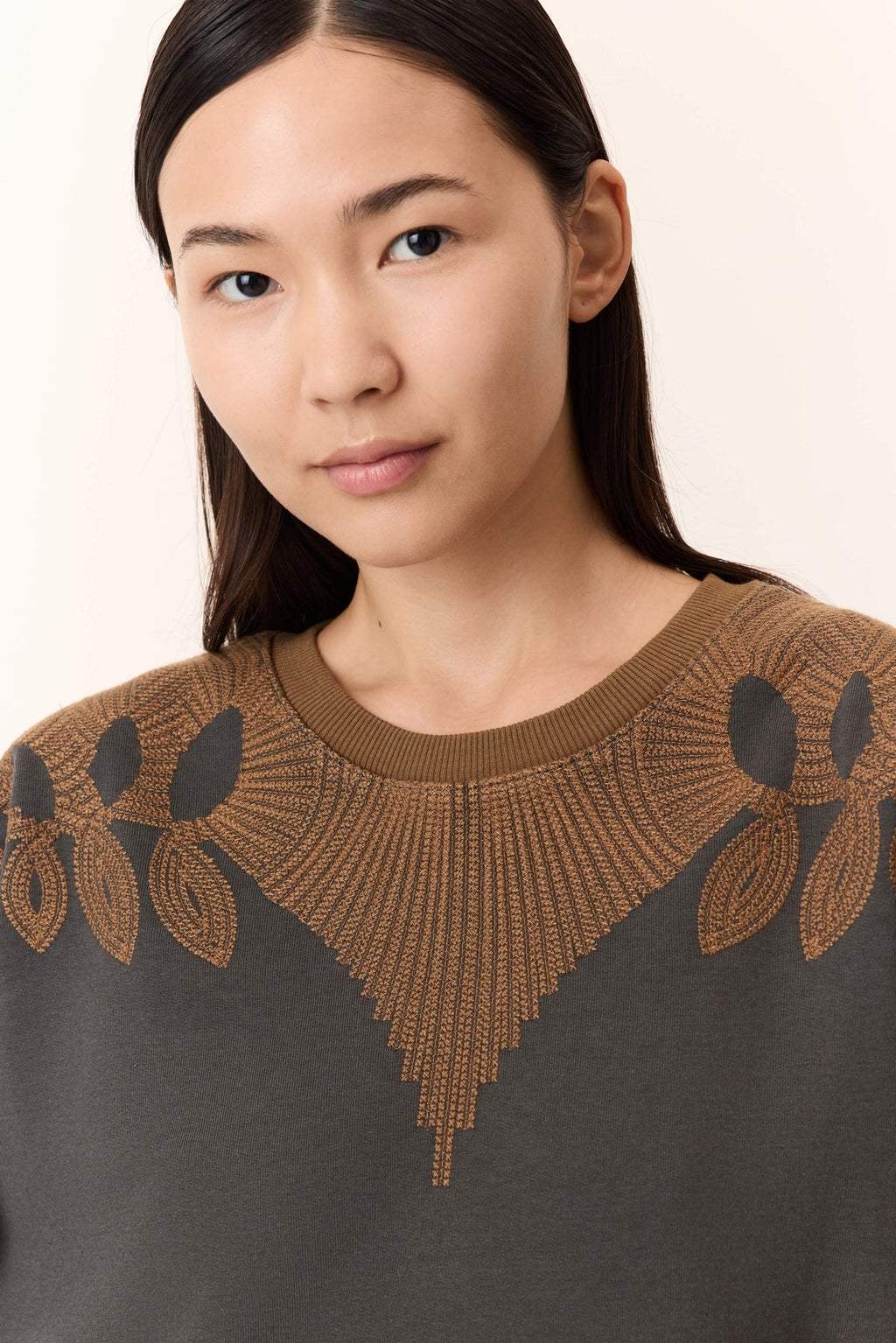 LEON & HARPER | SUDADERA | MUJER | SIENA LEAF CARBONE | GRIS