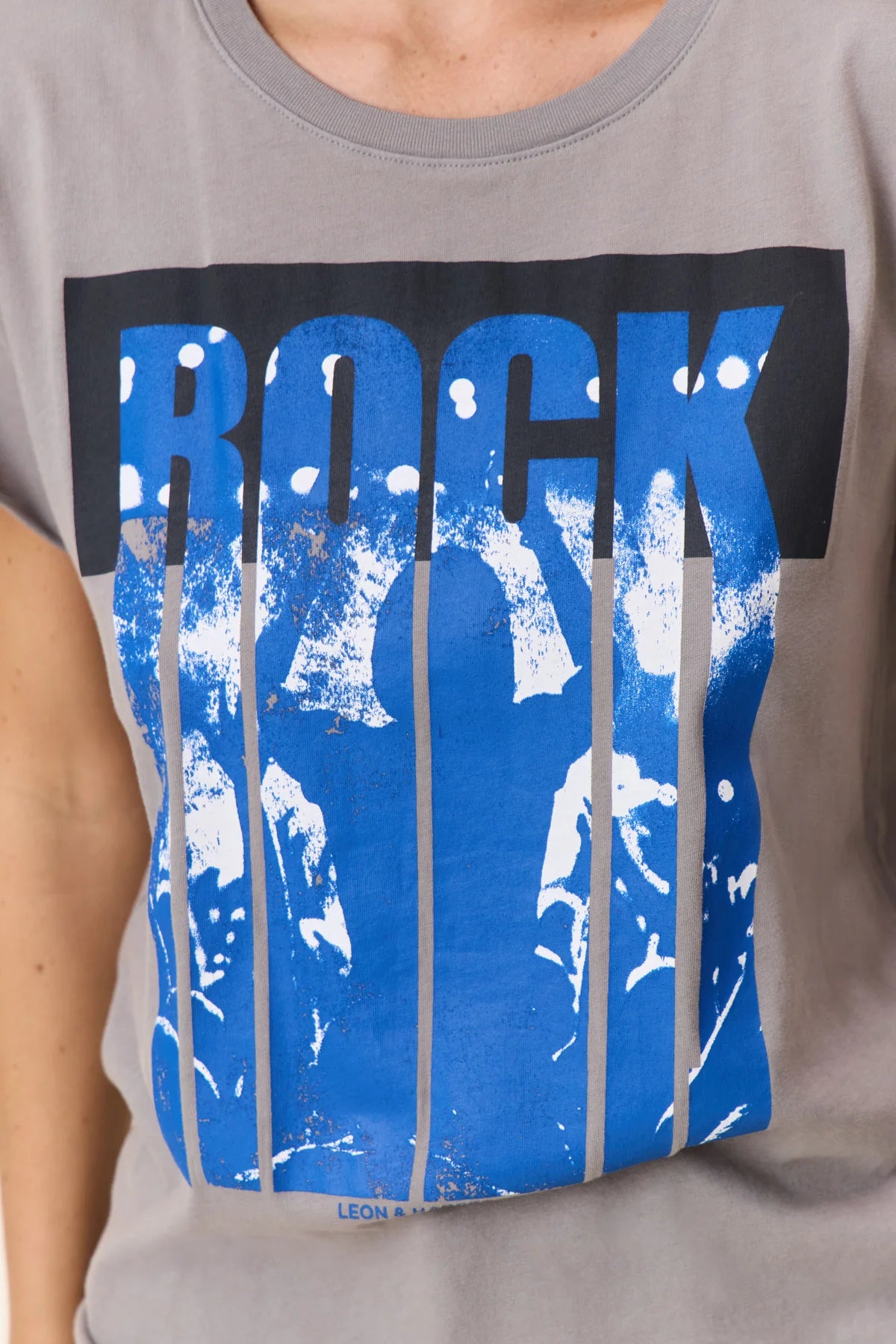 LEON & HARPER | CAMISETA | MUJER | TORO MUSIC MOUSE | GRIS