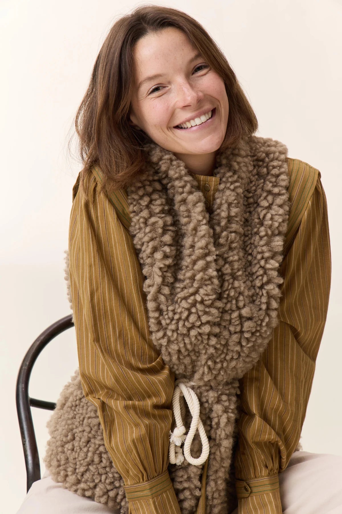 LEON & HARPER | CHALECO | MUJER | VINNY TAUPE | BEIGE