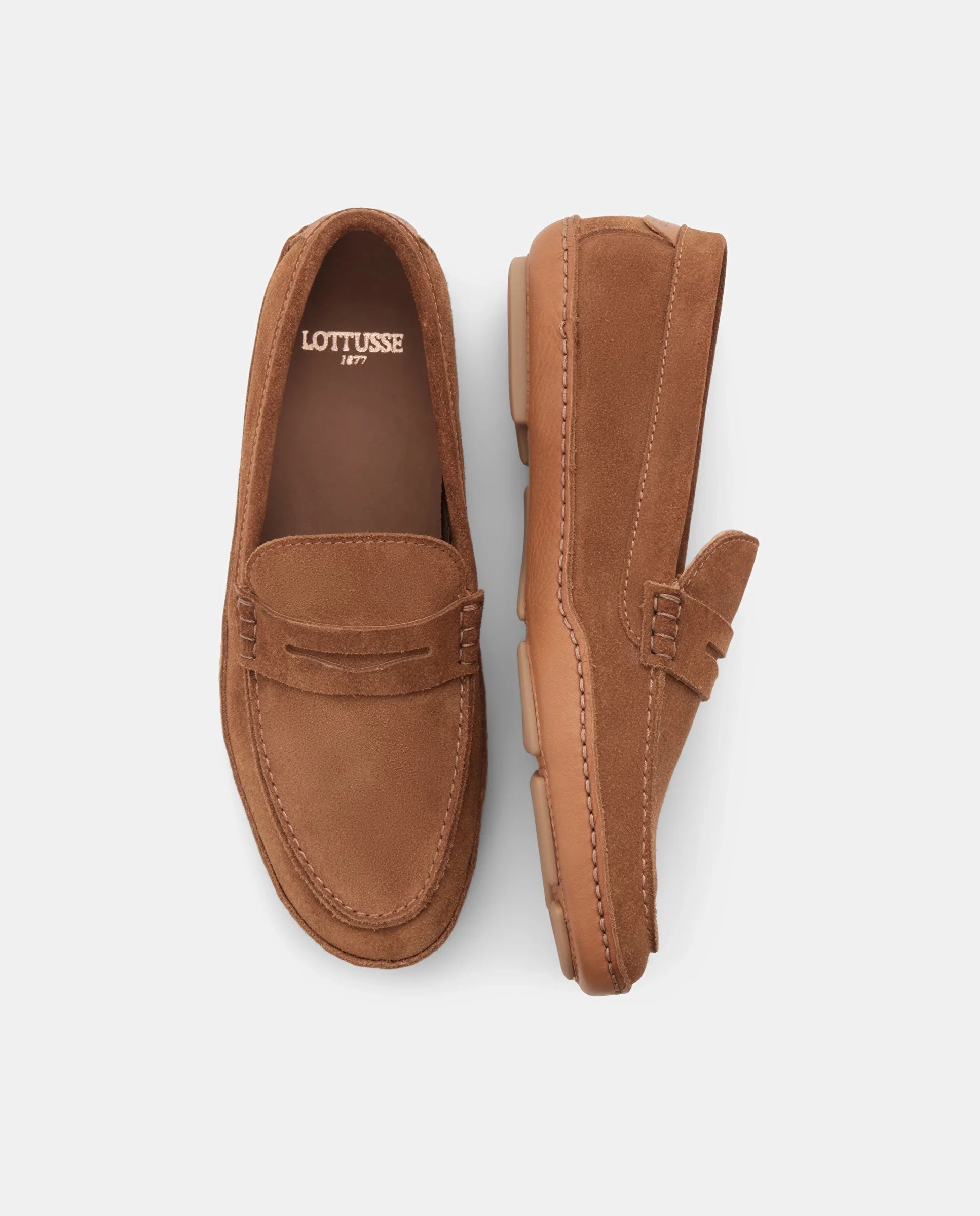 LOTTUSSE品牌男士运动款乐福鞋