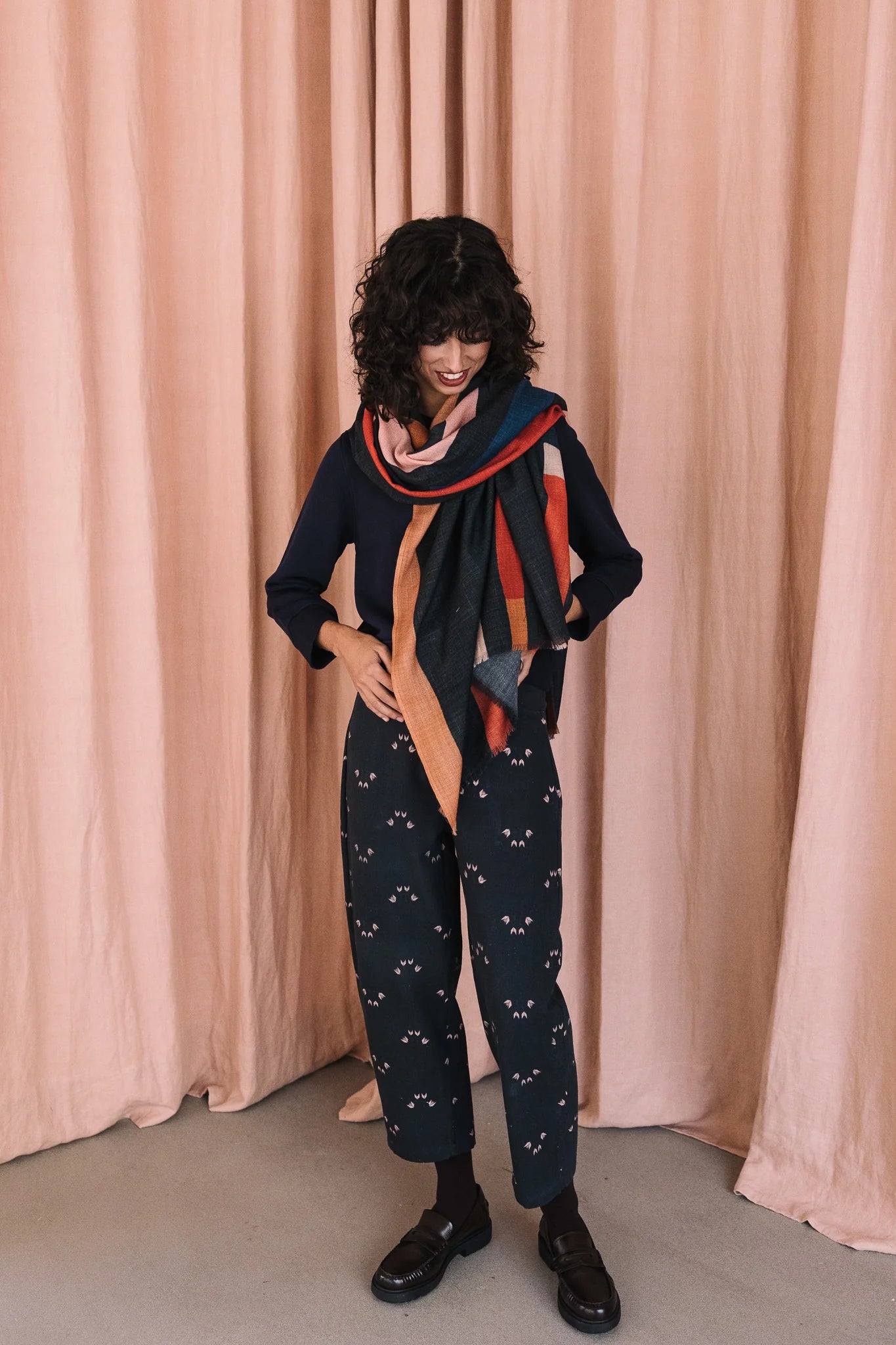 MAITANE BILBAO | PAÑUELO | MUJER | SHASHI OMA FOREST | MULTICOLOR