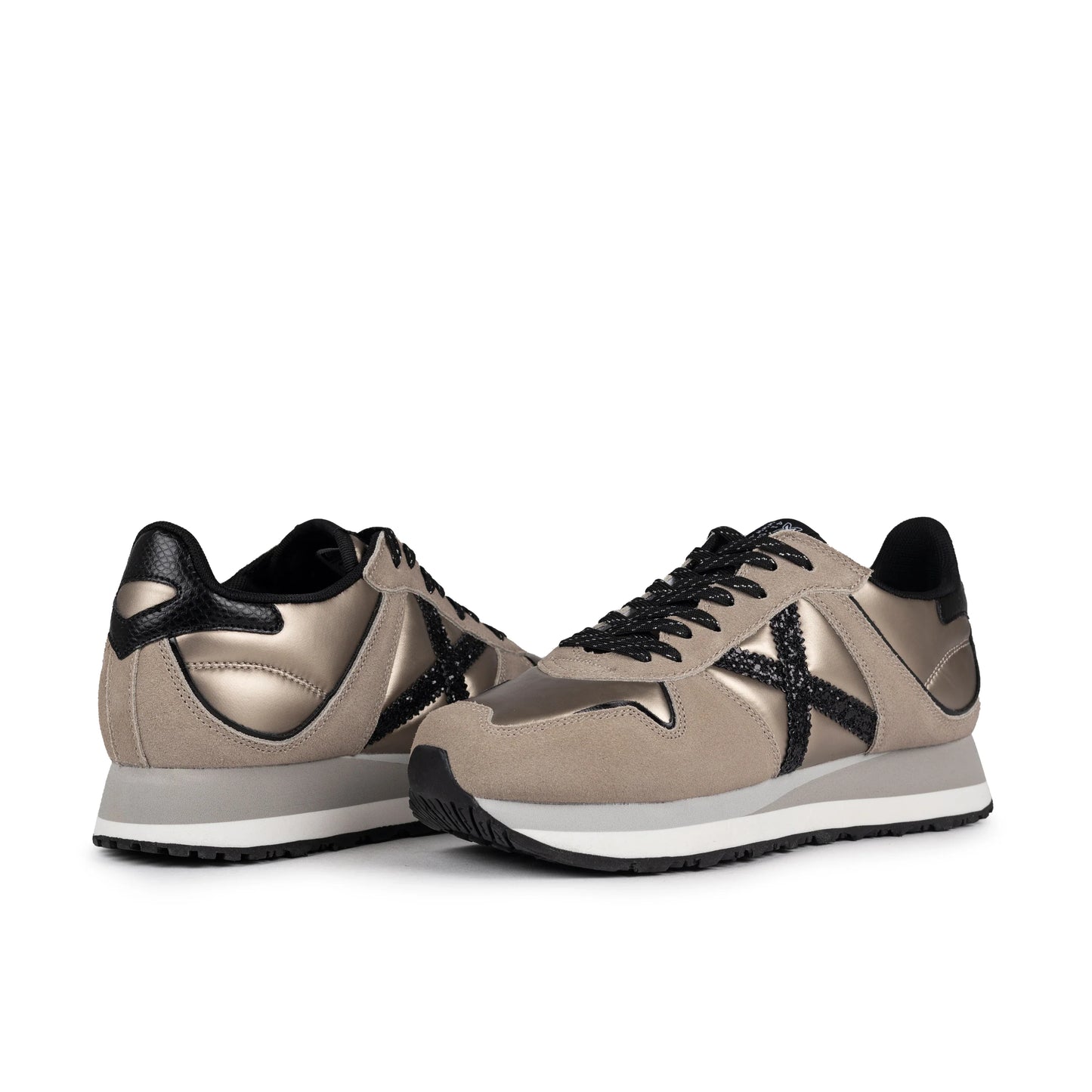 Sneakers de la marca munich para mujer modelo massana sky 214 en color beige