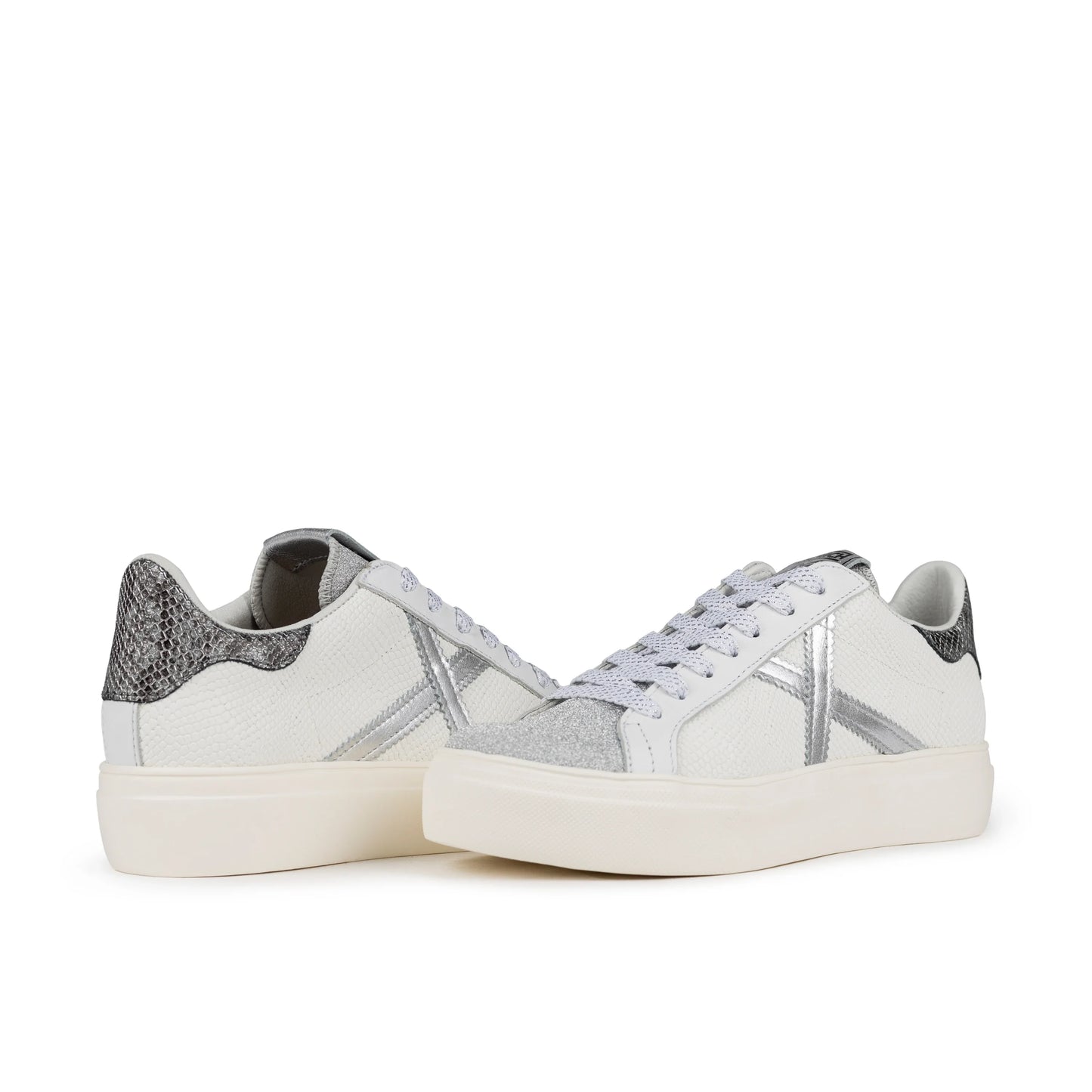 Sneakers de la marca munich para mujer modelo rete sky 73 en color blanco