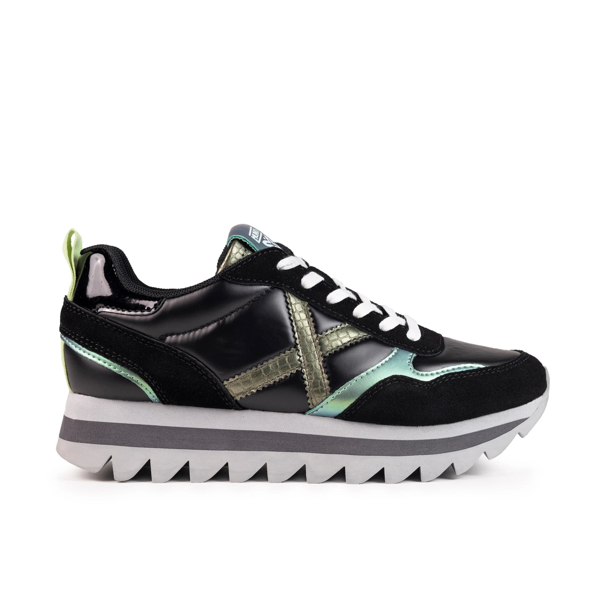 Sneakers de la marca munich para mujer modelo ripple 63 en color negro