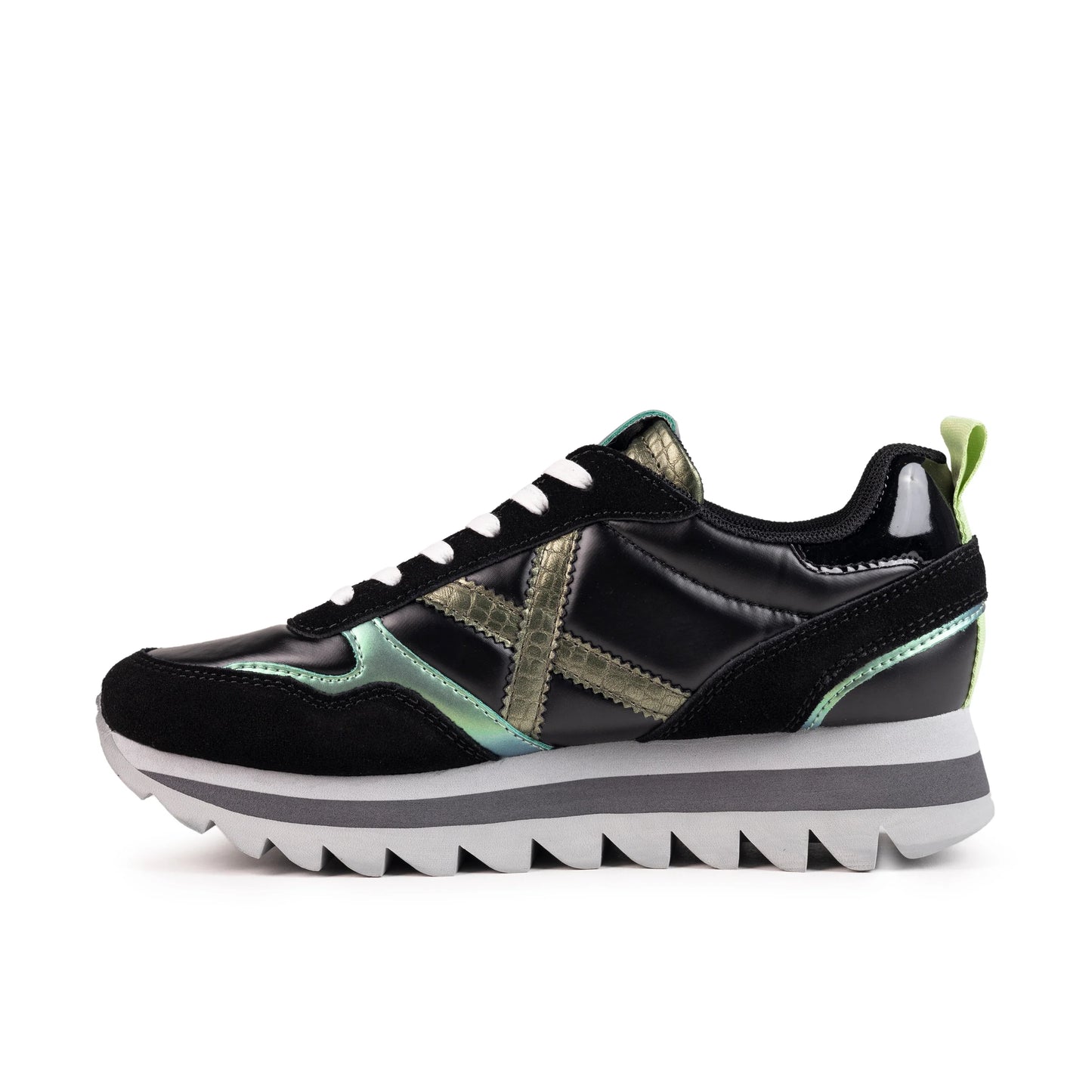 Sneakers de la marca munich para mujer modelo ripple 63 en color negro