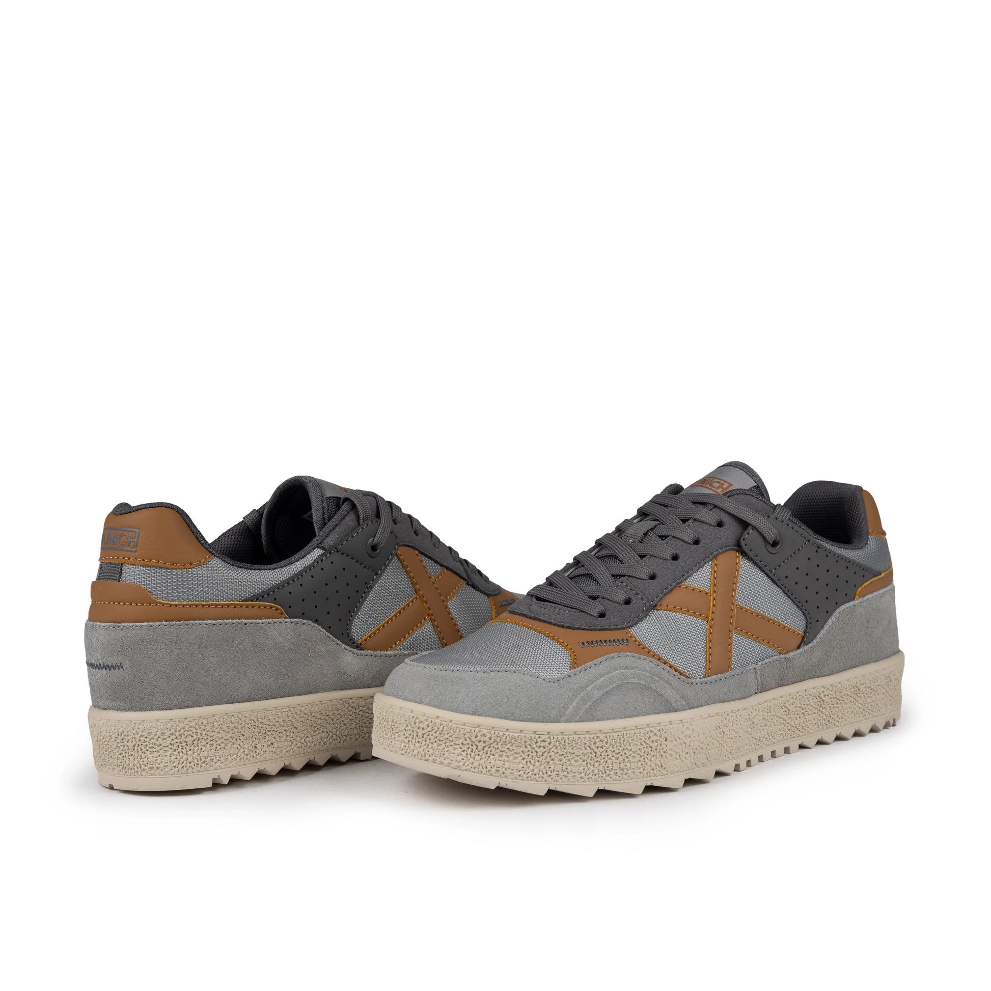 Sneakers de la marca munich para hombre modelo rock 04 en color gris