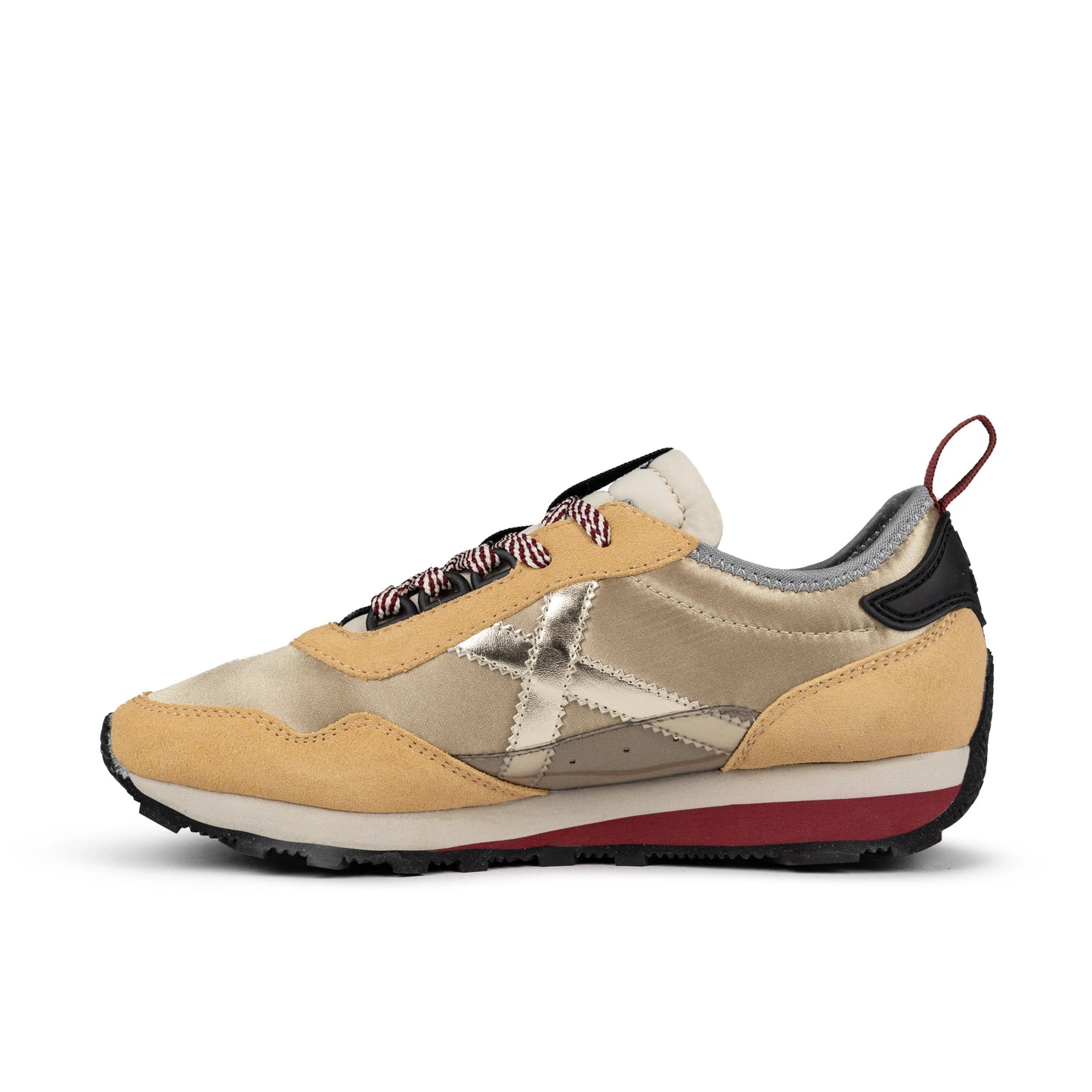 Sneakers de la marca munich para mujer modelo um wmn 27 en color dorado